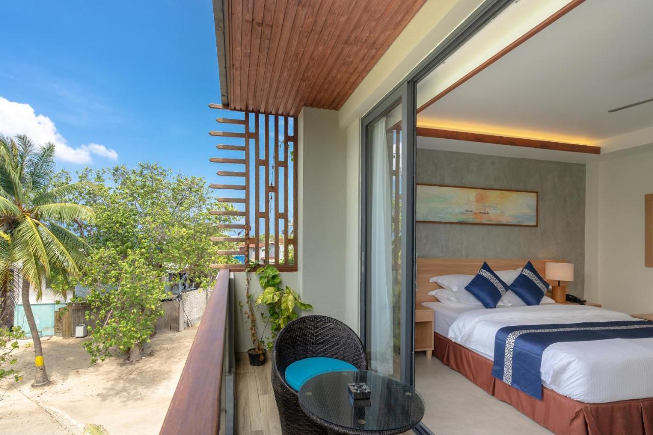 Ayala Oceanview Maldives Gulhi Exterior foto