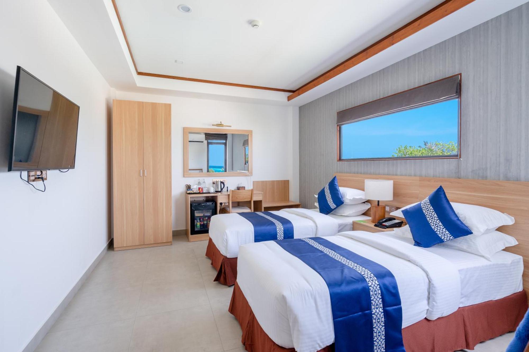 Ayala Oceanview Maldives Gulhi Exterior foto