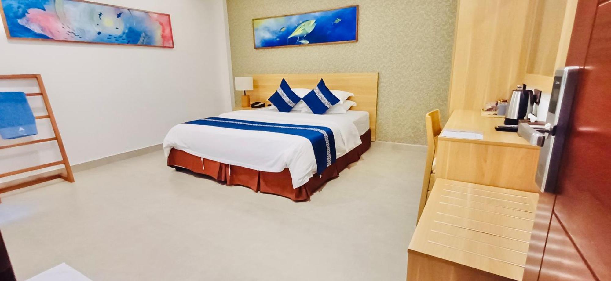 Ayala Oceanview Maldives Gulhi Exterior foto